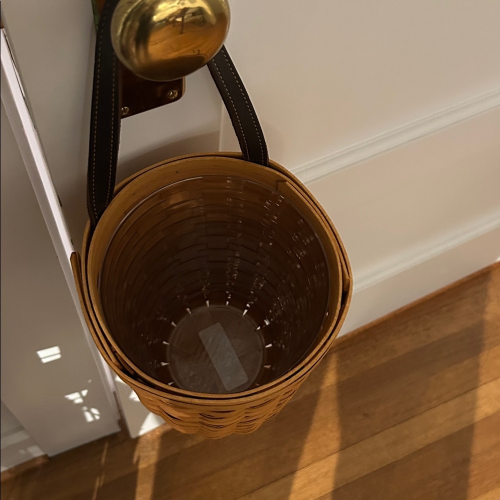 Longaberger 10inch Flower Basket - Picture 6 of 6